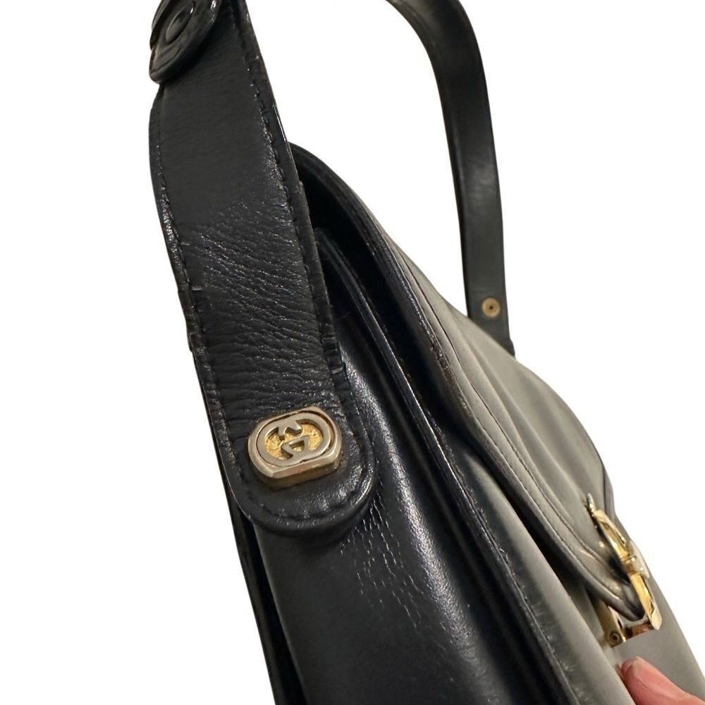 Gucci Black Leather Shoulder Bag with Gold Hardware - Picture 5 of 13
